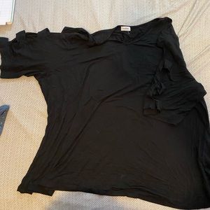 COPY - Black elbow sleeve shirt